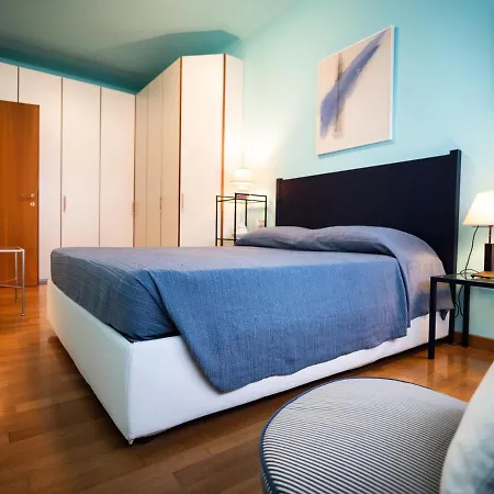 Lily House Apartment